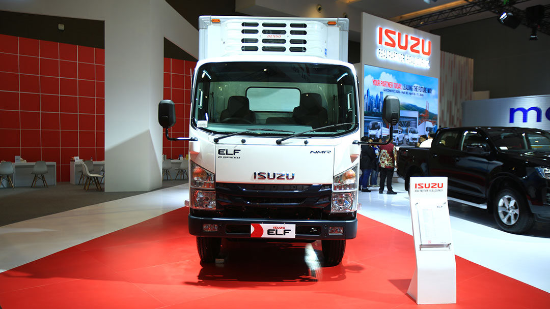 Isuzu ELF Refrigerator-Box