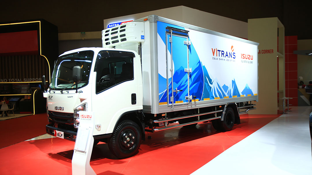 Isuzu ELF Refrigerator-Box