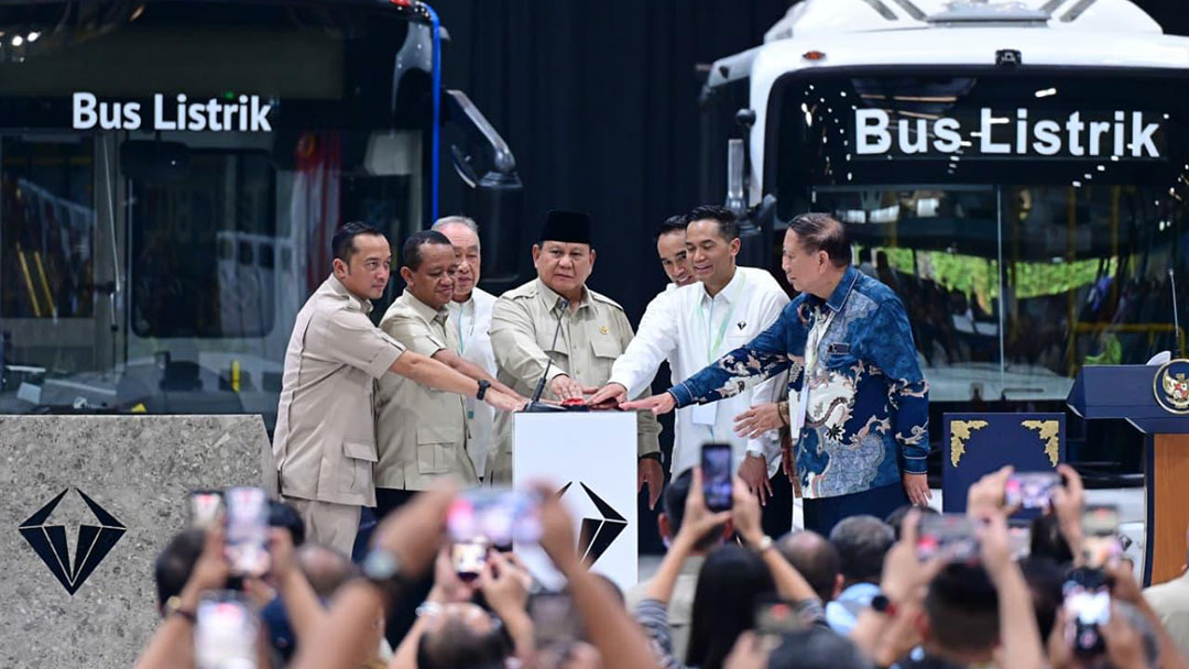 Presiden Prabowo resmikan pabrik kendaraan listrik