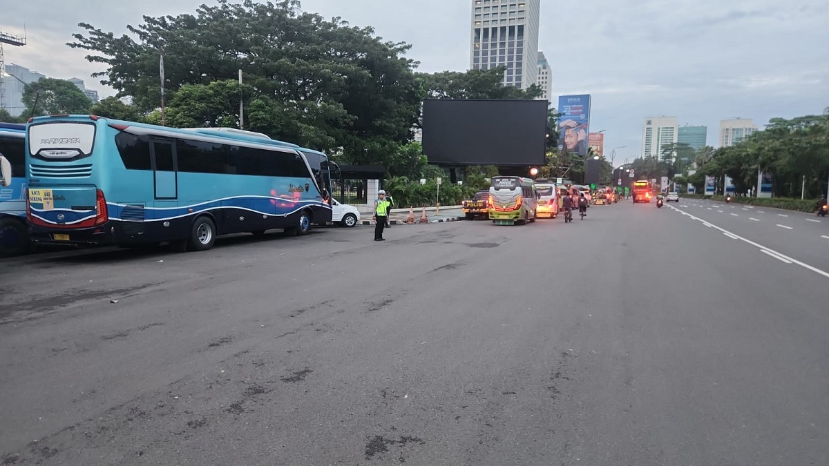Kantong parkir hari buruh