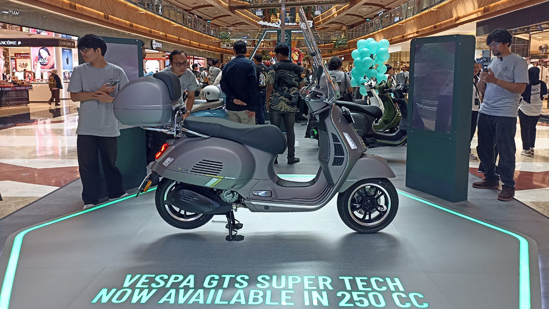 Vespa GTS Super Tech 250