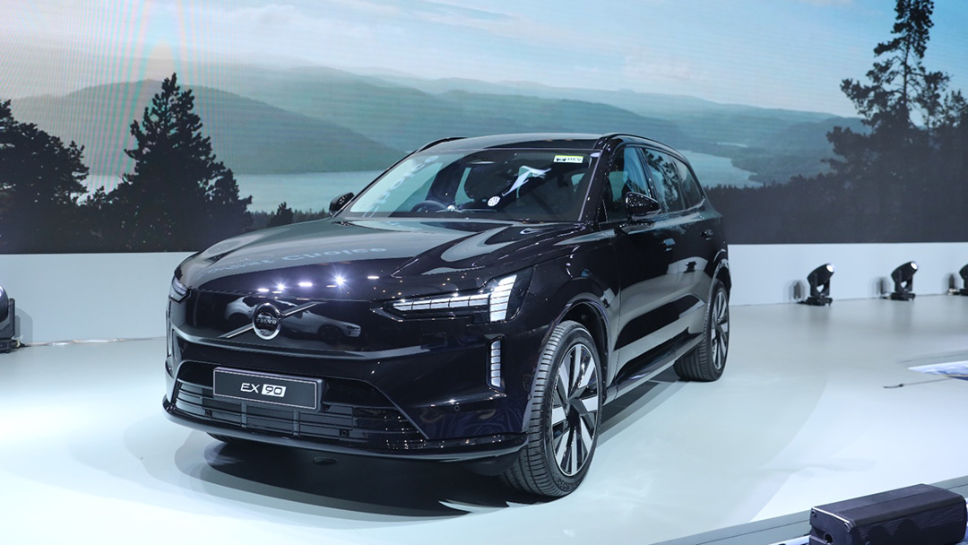 Volvo EX90