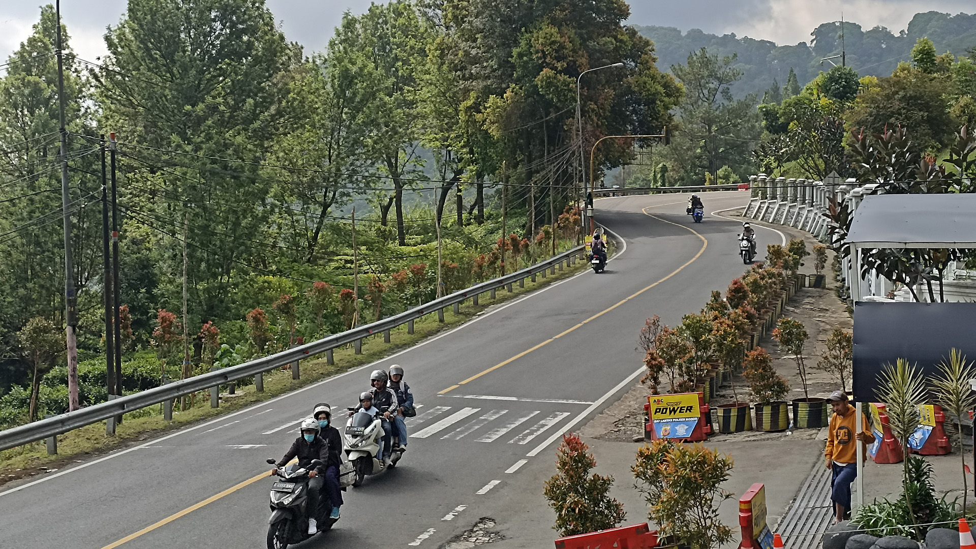 Ganjil genap Puncak