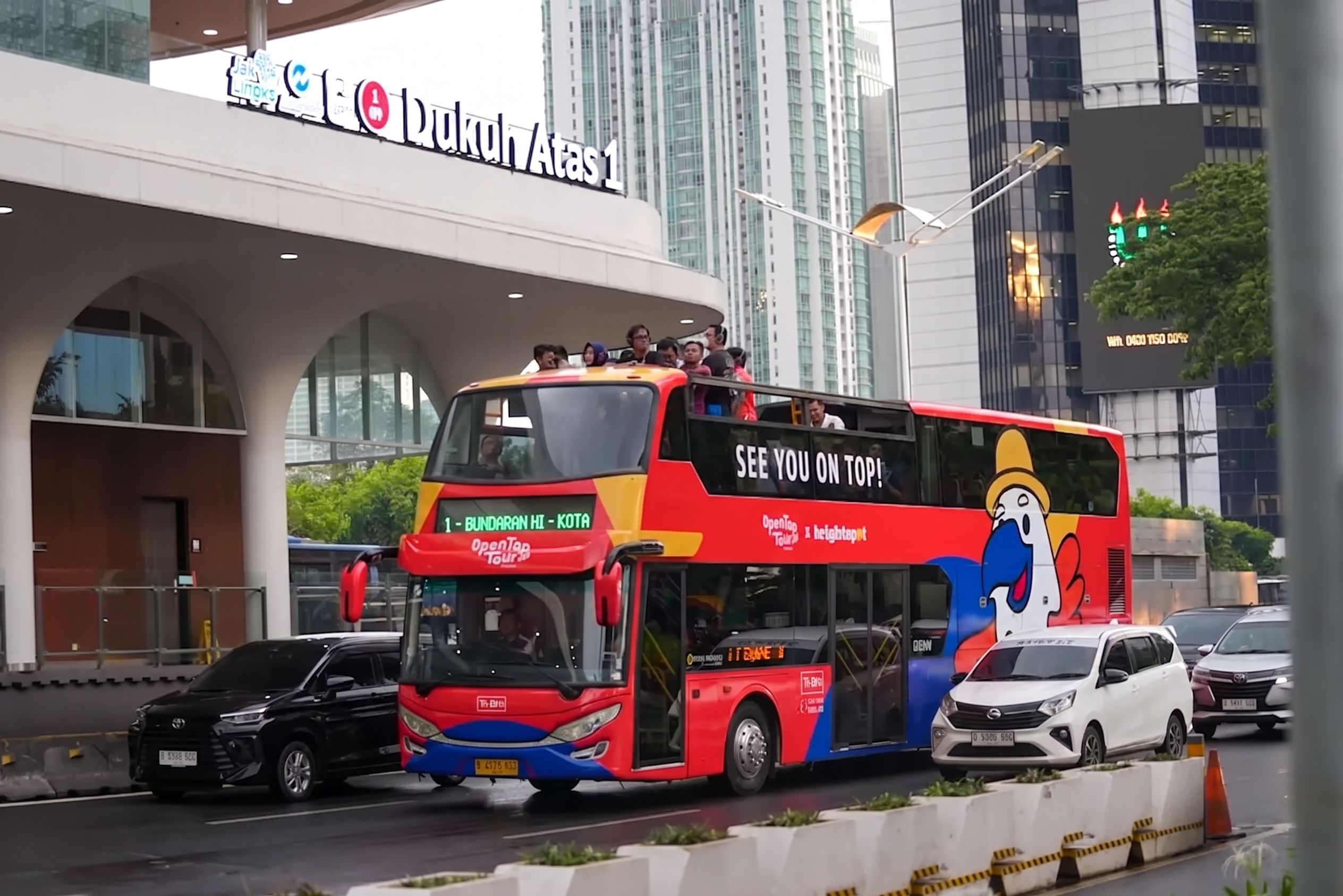 Open Top Tour of Jakarta