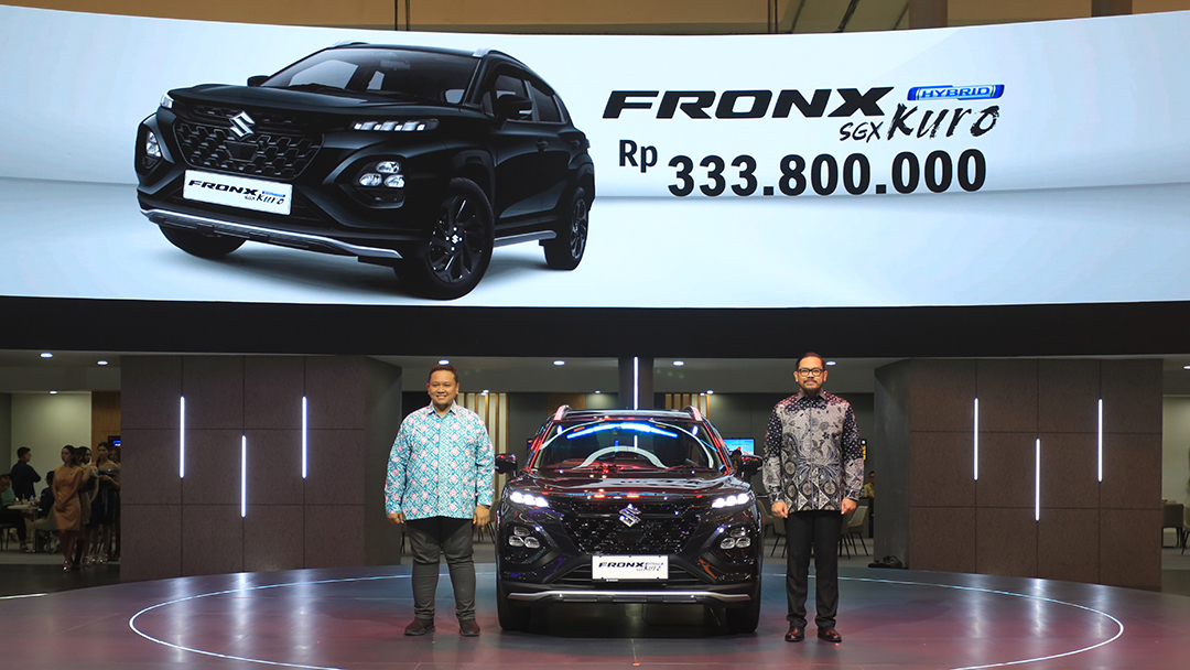 Suzuki Fronx SGX Hybrid Kuro