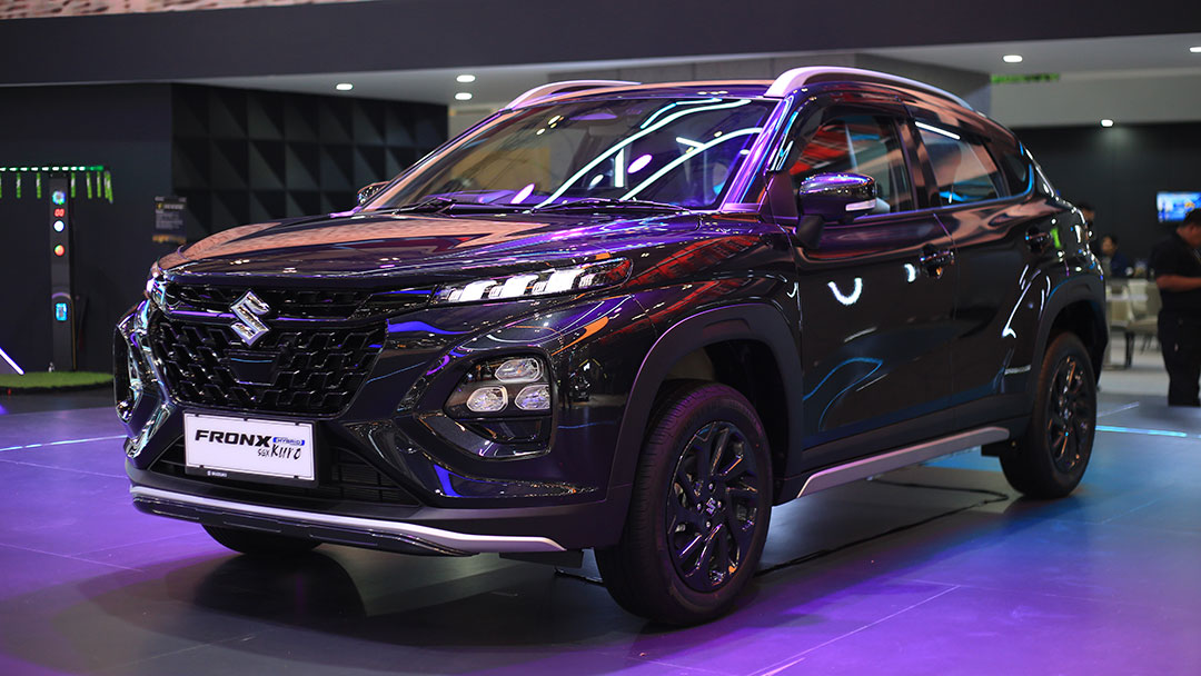 Suzuki Fronx SGX Hybrid Kuro