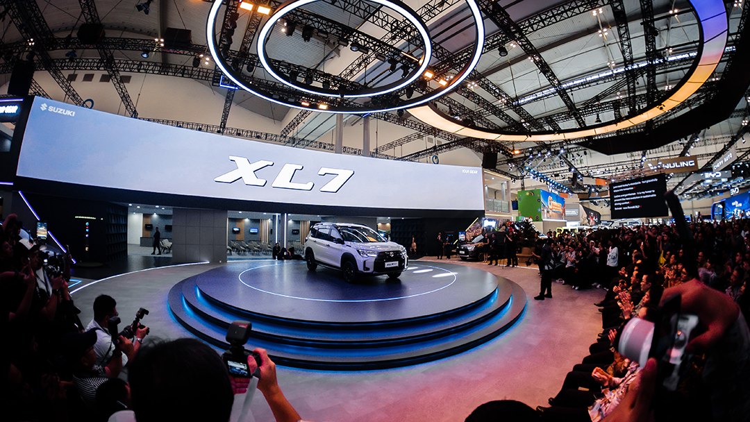 Suzuki XL7