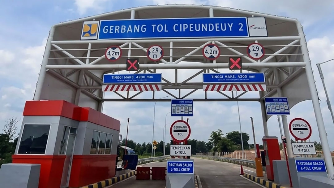 Gerbang tol Cipeundeuy