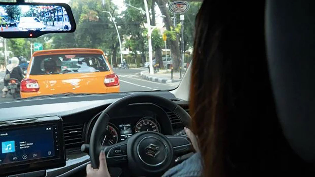 Setir mobil terkunci