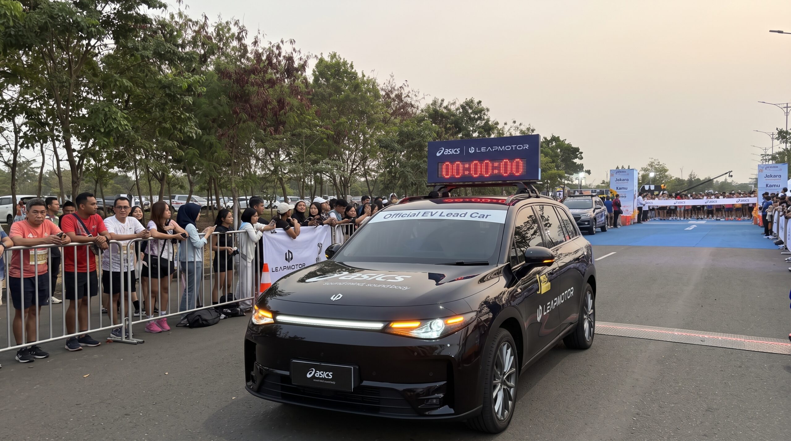 Leapmotor C10