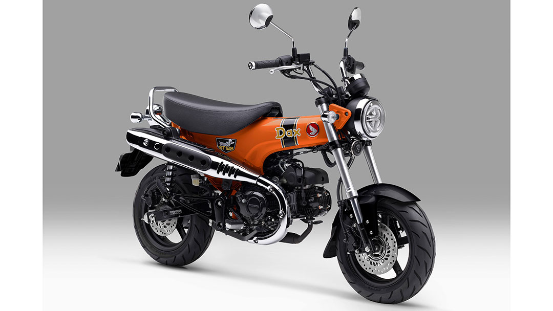 Honda ST125 Dax