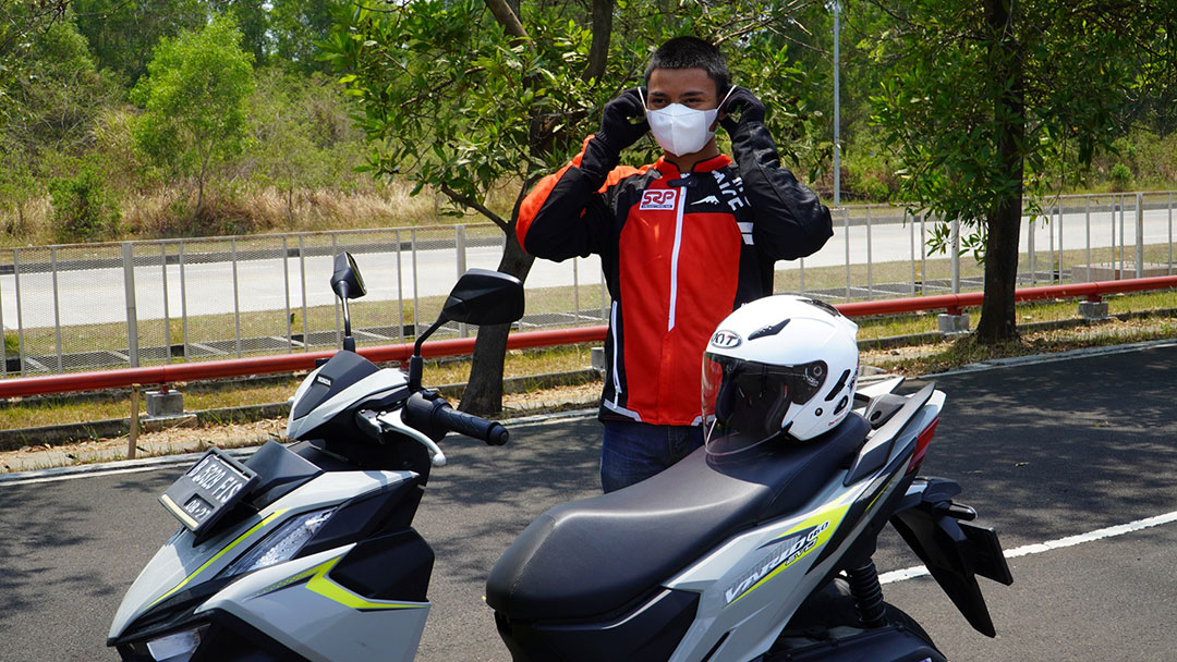 Riding Saat Hujan Abu Vulkanik