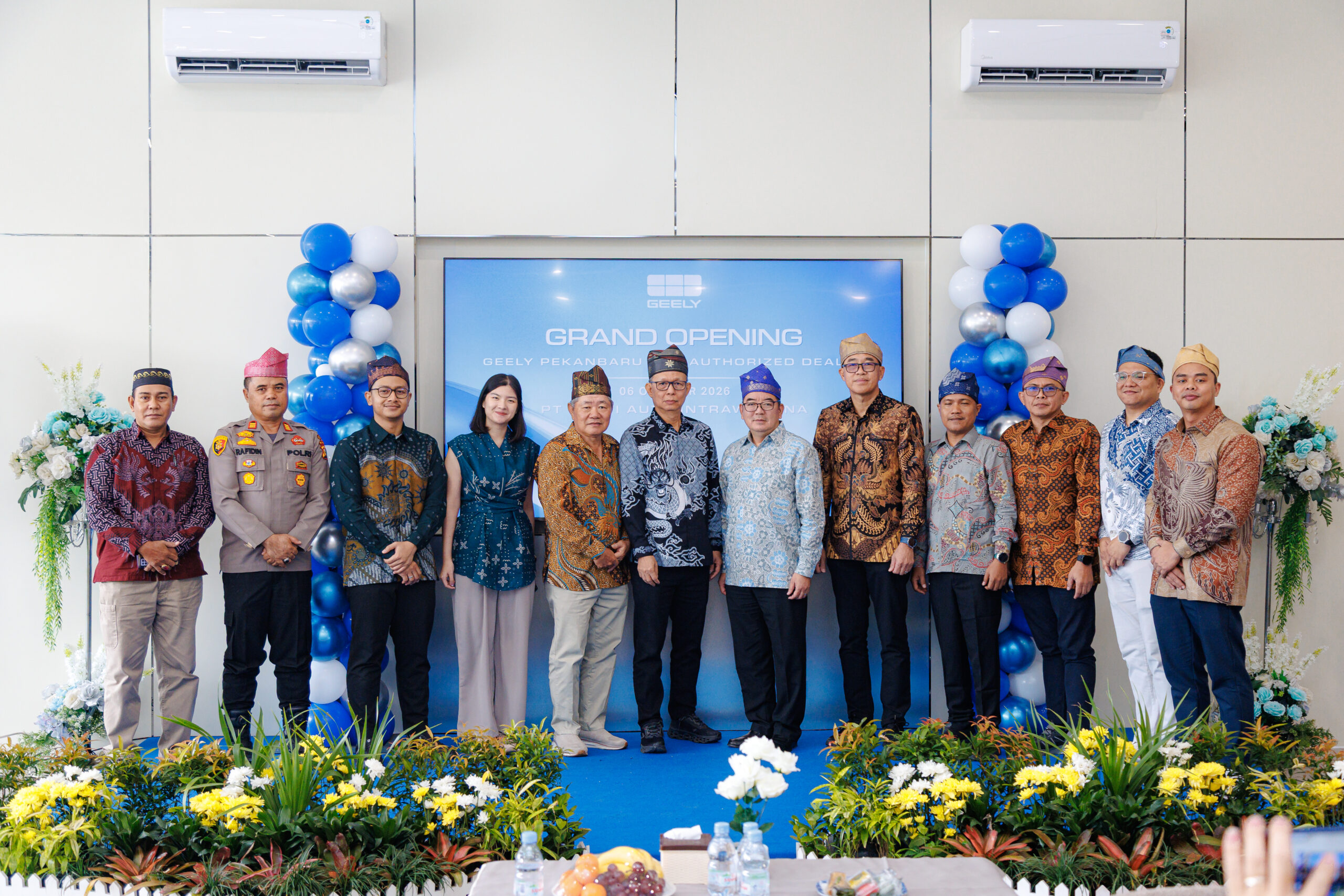 Geely Buka Dealer Baru di Pekanbaru