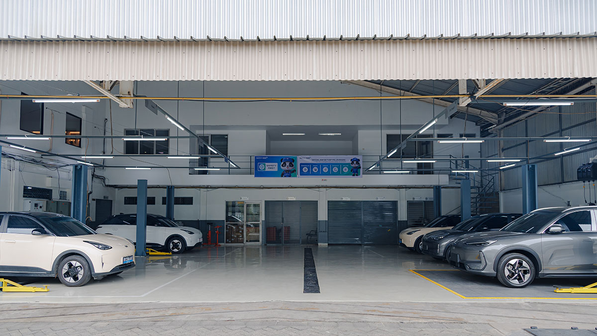 Geely Buka Dealer Baru di Pekanbaru