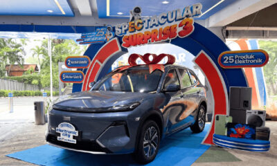 Geely Starray EM-i dan EX2 Jadi Hadiah Undian Electronic City