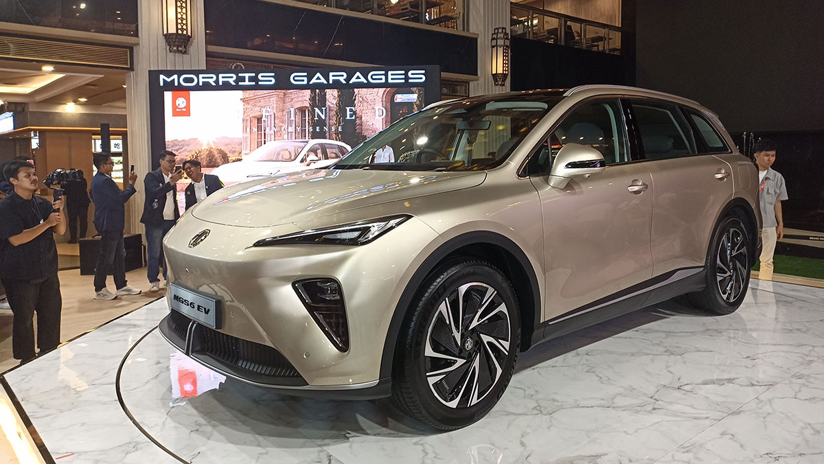 MG S6 EV