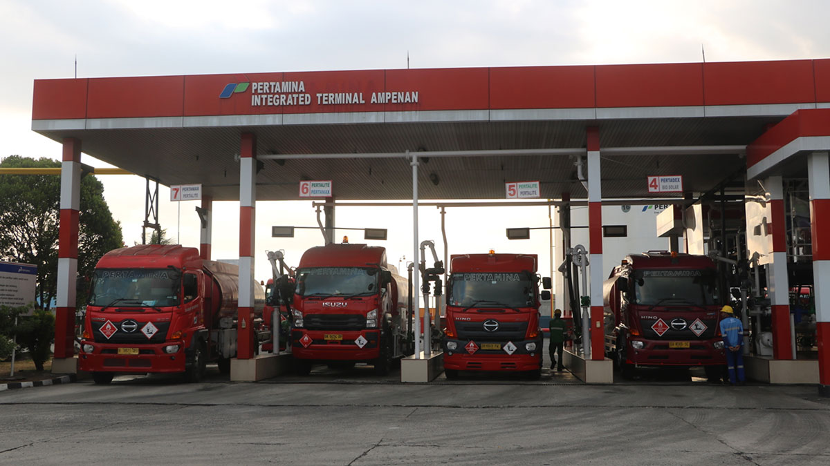Truk tangki pertamina